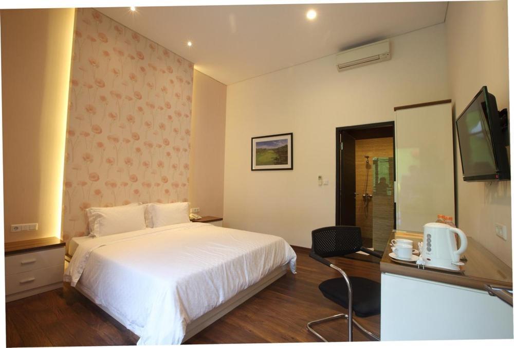 Hotel Dago Teuku Angkasa 14 Bandung Exterior foto